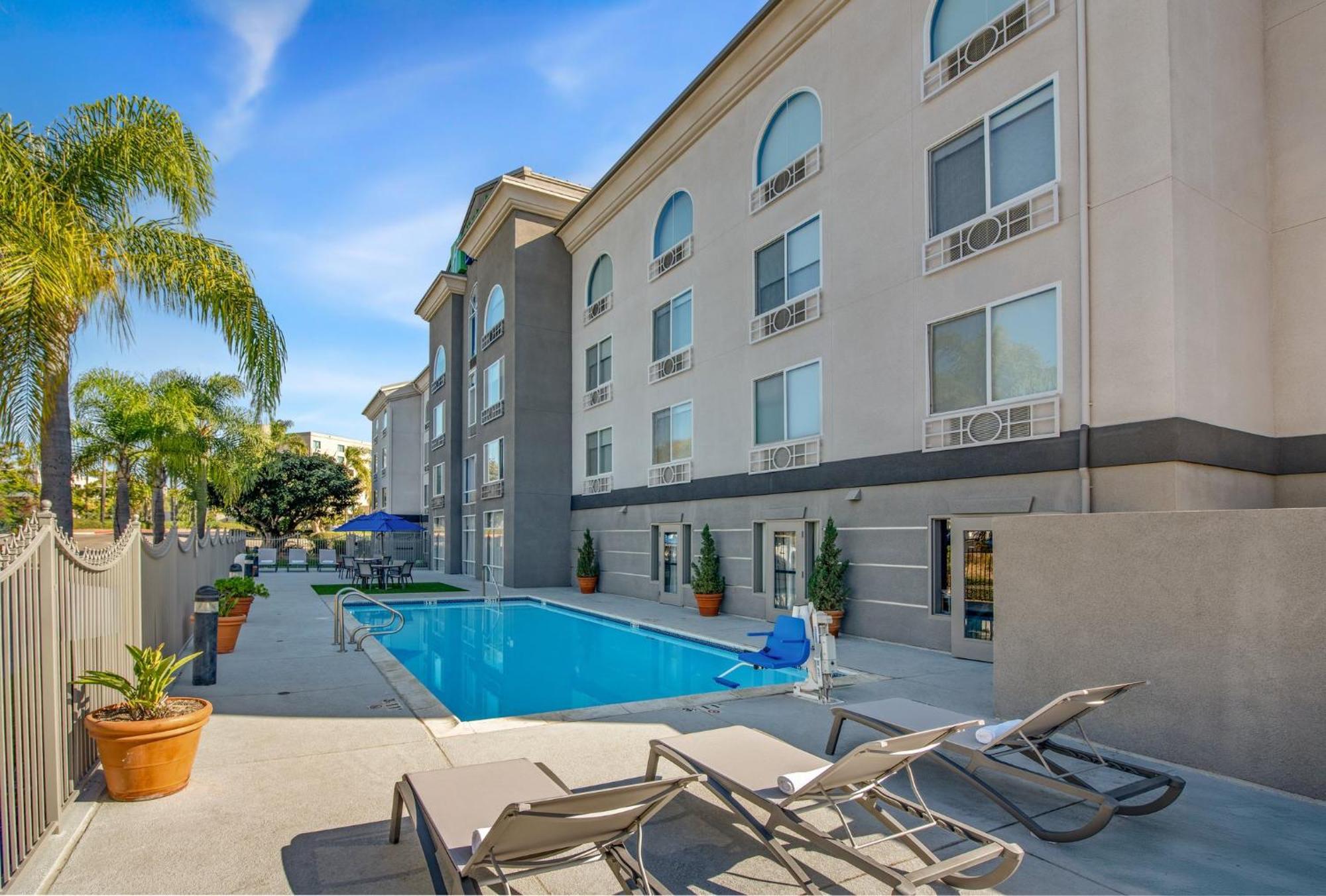 Holiday Inn Express San Diego - Sorrento Valley By Ihg Exteriér fotografie
